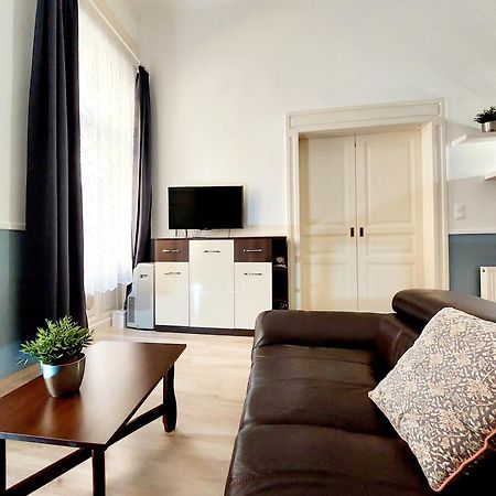 Eoetvoes Apartman بودابست المظهر الخارجي الصورة