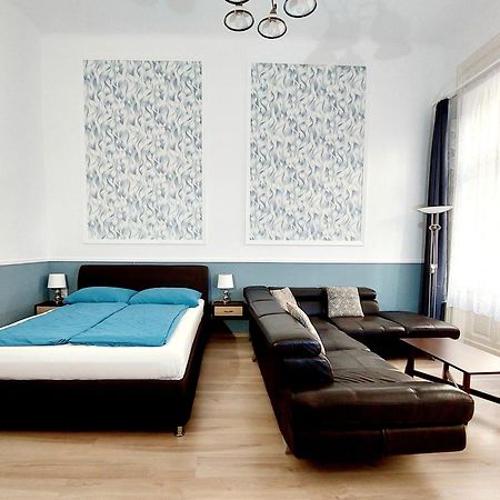 Eoetvoes Apartman بودابست المظهر الخارجي الصورة