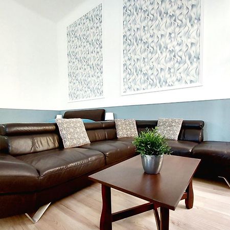 Eoetvoes Apartman بودابست المظهر الخارجي الصورة