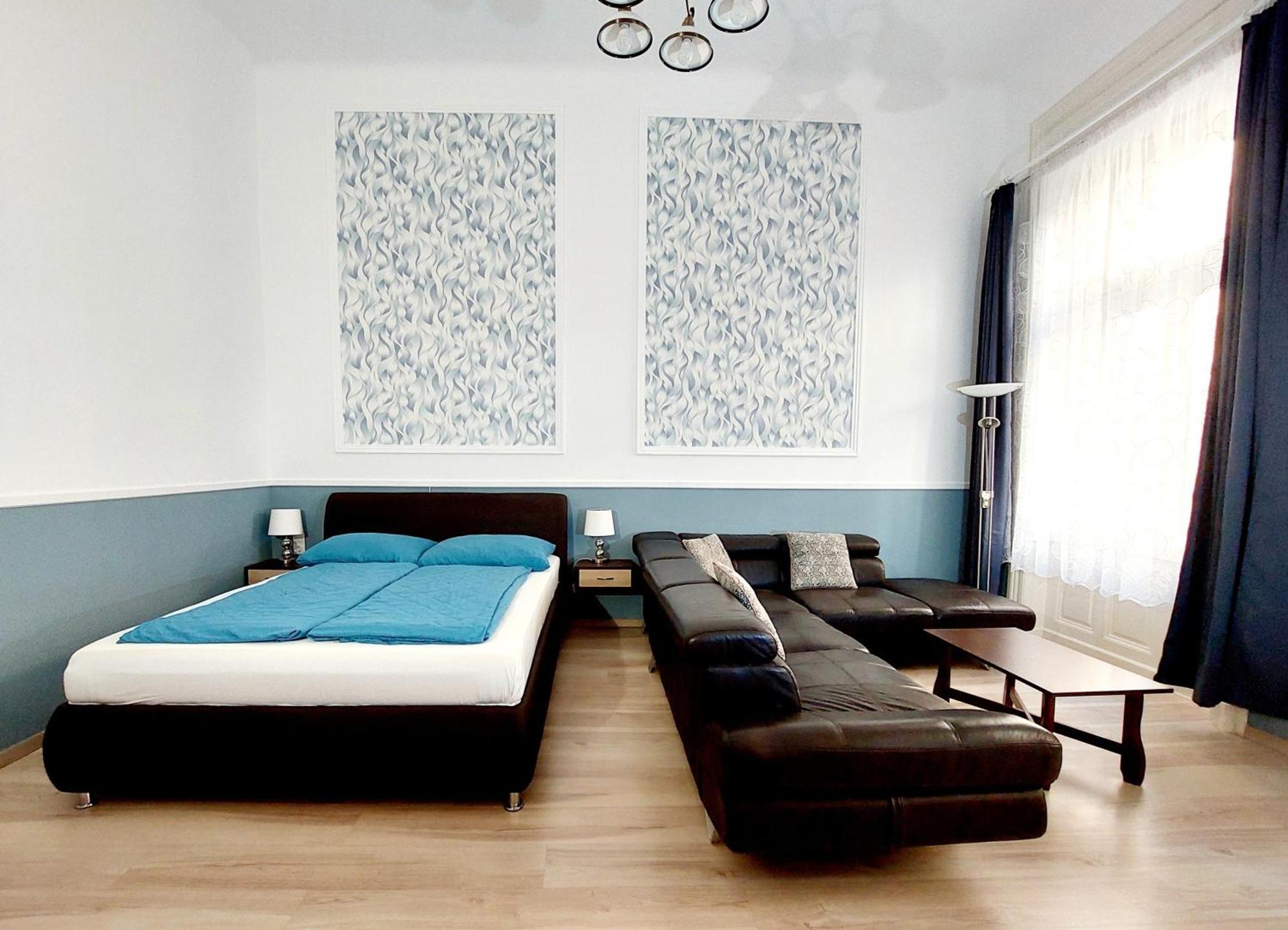 Eoetvoes Apartman بودابست المظهر الخارجي الصورة
