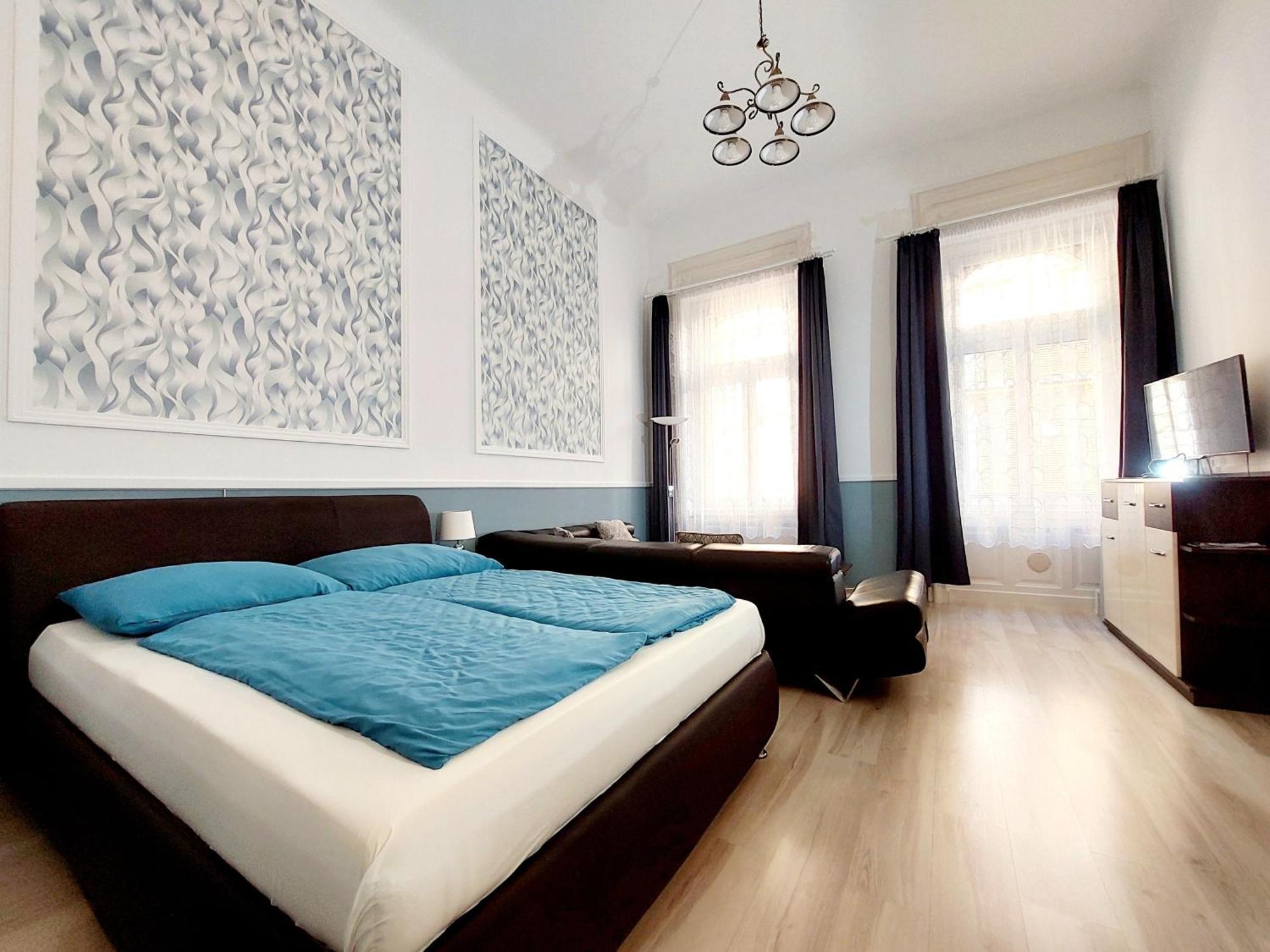 Eoetvoes Apartman بودابست المظهر الخارجي الصورة